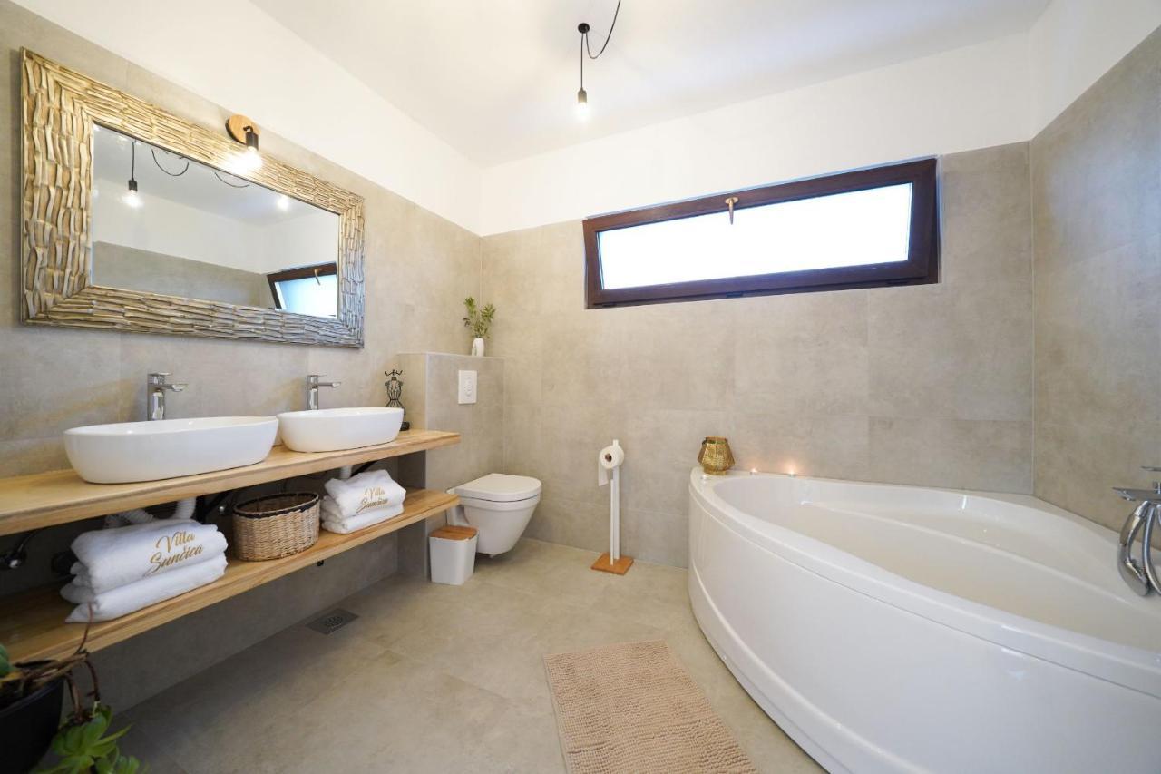 Villa Suncica Zadarvillas Sukošan エクステリア 写真